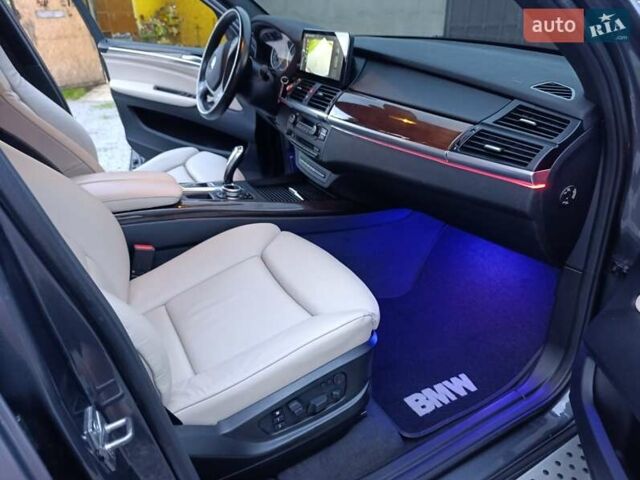 Сірий БМВ Х5, об'ємом двигуна 0 л та пробігом 216 тис. км за 19500 $, фото 31 на Automoto.ua