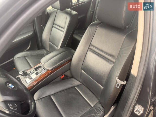Серый БМВ Х5, объемом двигателя 2.98 л и пробегом 214 тыс. км за 15500 $, фото 13 на Automoto.ua