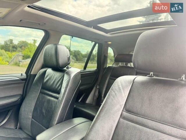 Серый БМВ Х5, объемом двигателя 3 л и пробегом 224 тыс. км за 19000 $, фото 7 на Automoto.ua