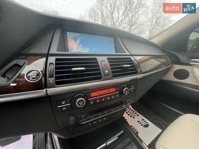 Серый БМВ Х5, объемом двигателя 2.98 л и пробегом 325 тыс. км за 12999 $, фото 62 на Automoto.ua