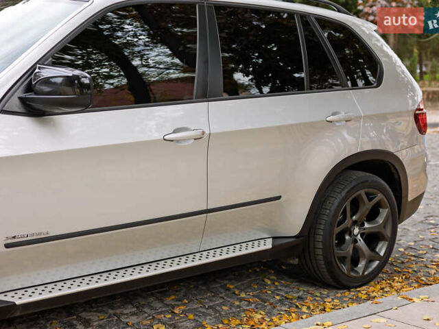 Сірий БМВ Х5, об'ємом двигуна 3 л та пробігом 237 тис. км за 19900 $, фото 2 на Automoto.ua
