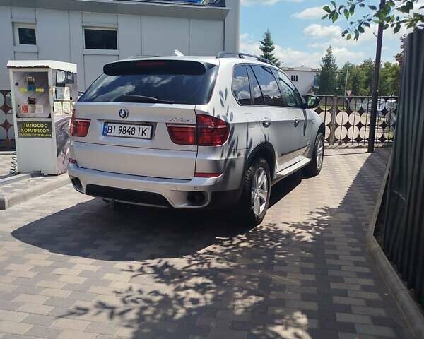 Серый БМВ Х5, объемом двигателя 3 л и пробегом 264 тыс. км за 18150 $, фото 8 на Automoto.ua