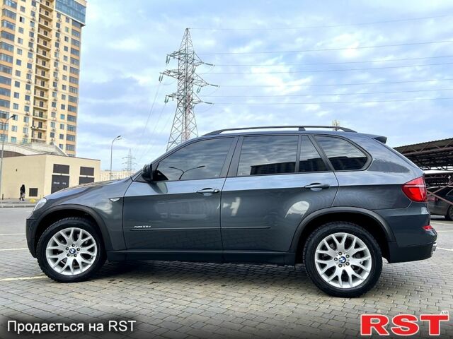 Серый БМВ Х5, объемом двигателя 3 л и пробегом 270 тыс. км за 17500 $, фото 1 на Automoto.ua