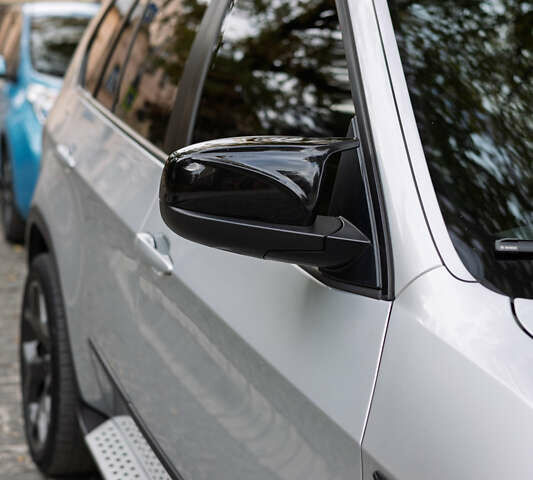 Сірий БМВ Х5, об'ємом двигуна 3 л та пробігом 237 тис. км за 19900 $, фото 10 на Automoto.ua