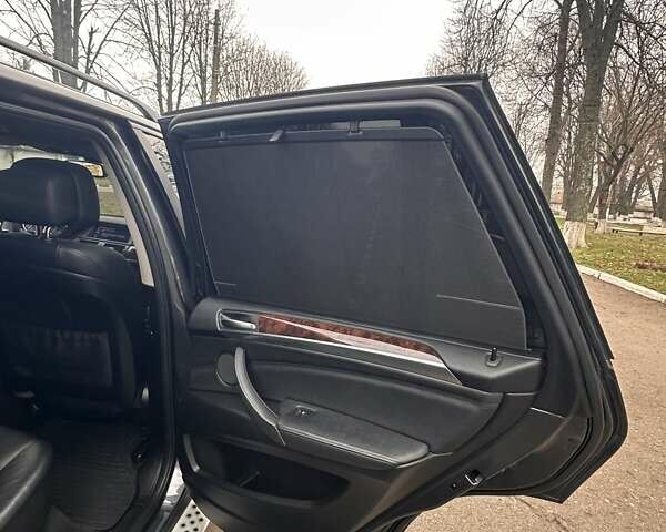 Серый БМВ Х5, объемом двигателя 2.99 л и пробегом 334 тыс. км за 16500 $, фото 15 на Automoto.ua