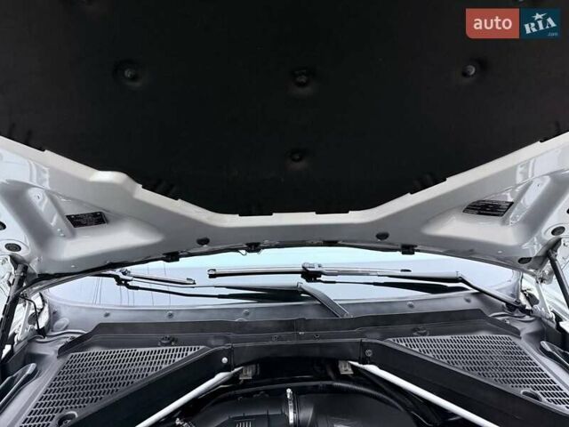 Серый БМВ Х5, объемом двигателя 2.98 л и пробегом 168 тыс. км за 12300 $, фото 7 на Automoto.ua