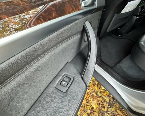 БМВ Х5 2011 в Львове на Automoto.ua Серый БМВ Х5, объемом двигателя 2.98 л и пробегом 171 тыс. км за 13900 $, фото 15 на Automoto.ua