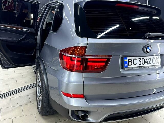 БМВ Х5 2011 в Житомире на Automoto.ua Серый БМВ Х5, объемом двигателя 3 л и пробегом 250 тыс. км за 16500 $, фото 11 на Automoto.ua