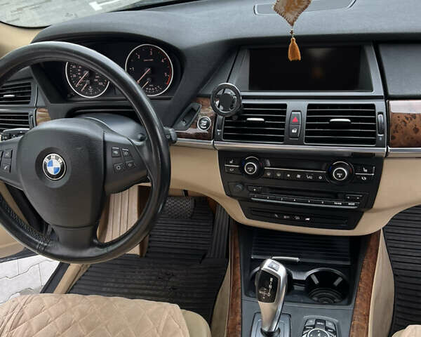 Серый БМВ Х5, объемом двигателя 2.99 л и пробегом 252 тыс. км за 18700 $, фото 14 на Automoto.ua