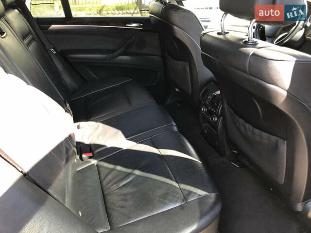 Сірий БМВ Х5, об'ємом двигуна 2.98 л та пробігом 168 тис. км за 13000 $, фото 11 на Automoto.ua