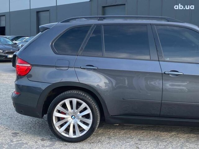 Серый БМВ Х5, объемом двигателя 3 л и пробегом 304 тыс. км за 14390 $, фото 5 на Automoto.ua