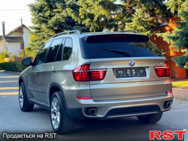 Серый БМВ Х5, объемом двигателя 3 л и пробегом 262 тыс. км за 13900 $, фото 5 на Automoto.ua