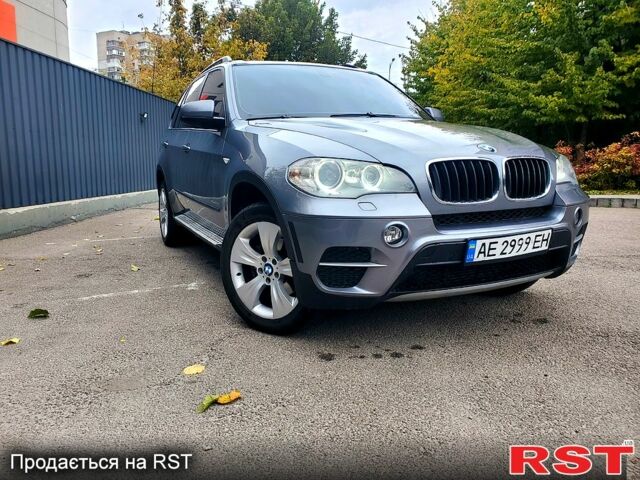 БМВ Х5 2011 в Днепре (Днепропетровске) на Automoto.ua Серый БМВ Х5, объемом двигателя 3 л и пробегом 188 тыс. км за 11999 $, фото 6 на Automoto.ua