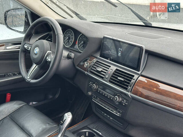 Сірий БМВ Х5, об'ємом двигуна 3 л та пробігом 304 тис. км за 11990 $, фото 50 на Automoto.ua