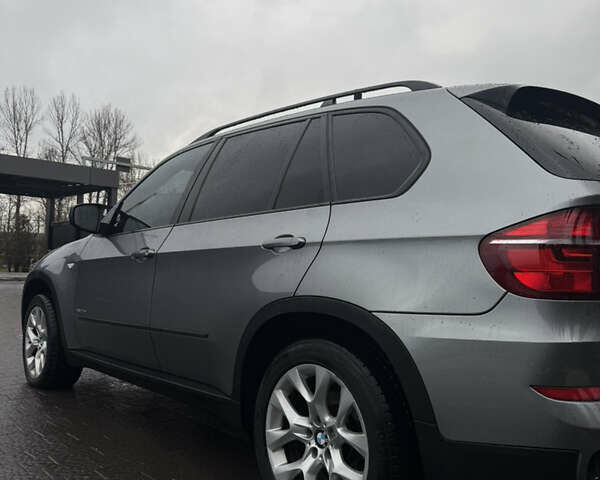 Серый БМВ Х5, объемом двигателя 2.98 л и пробегом 230 тыс. км за 14500 $, фото 20 на Automoto.ua