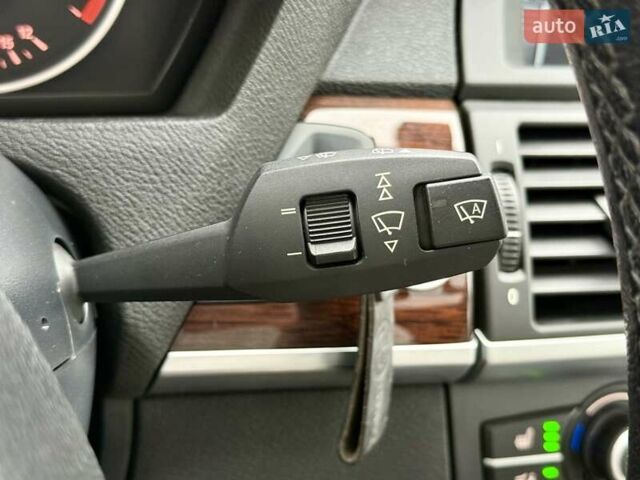 Серый БМВ Х5, объемом двигателя 2.98 л и пробегом 237 тыс. км за 11800 $, фото 22 на Automoto.ua