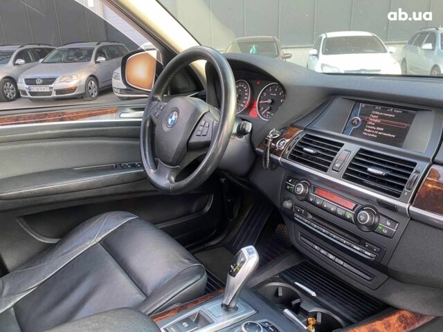 Серый БМВ Х5, объемом двигателя 3 л и пробегом 304 тыс. км за 14390 $, фото 27 на Automoto.ua