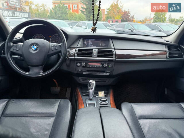 Сірий БМВ Х5, об'ємом двигуна 2.98 л та пробігом 10 тис. км за 12500 $, фото 18 на Automoto.ua