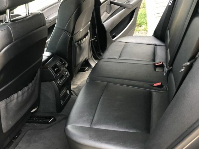 Серый БМВ Х5, объемом двигателя 3 л и пробегом 265 тыс. км за 14400 $, фото 6 на Automoto.ua