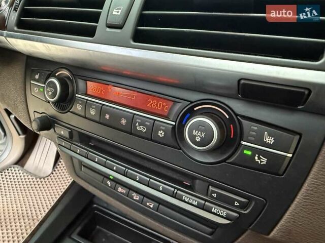 Серый БМВ Х5, объемом двигателя 3 л и пробегом 320 тыс. км за 16900 $, фото 55 на Automoto.ua