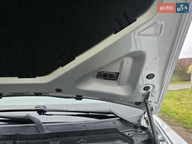 Сірий БМВ Х5, об'ємом двигуна 2.98 л та пробігом 169 тис. км за 12300 $, фото 33 на Automoto.ua