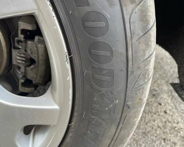 Серый БМВ Х5, объемом двигателя 3 л и пробегом 199 тыс. км за 17900 $, фото 8 на Automoto.ua