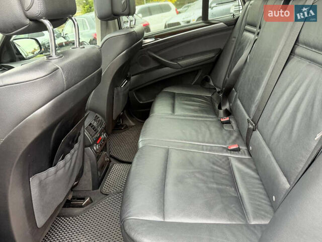 Сірий БМВ Х5, об'ємом двигуна 2.98 л та пробігом 10 тис. км за 12500 $, фото 24 на Automoto.ua