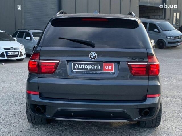 Серый БМВ Х5, объемом двигателя 3 л и пробегом 304 тыс. км за 14390 $, фото 7 на Automoto.ua