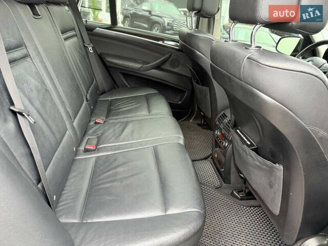 Сірий БМВ Х5, об'ємом двигуна 2.98 л та пробігом 10 тис. км за 12500 $, фото 26 на Automoto.ua