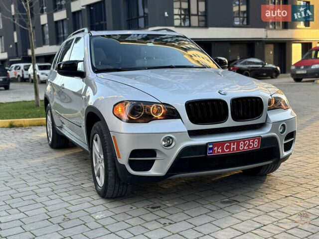 Серый БМВ Х5, объемом двигателя 3 л и пробегом 287 тыс. км за 15500 $, фото 2 на Automoto.ua