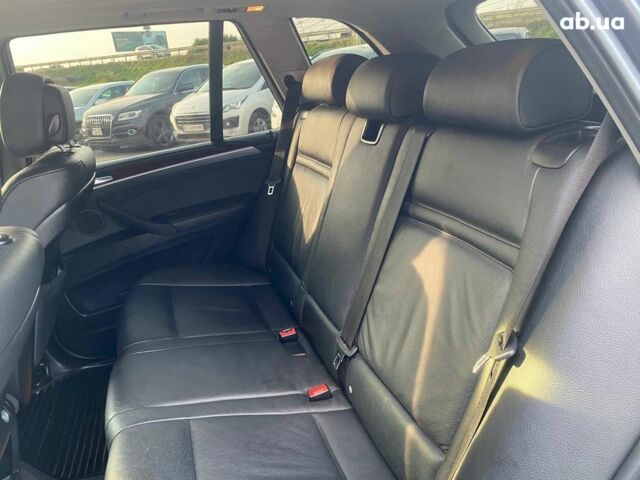 Серый БМВ Х5, объемом двигателя 3 л и пробегом 304 тыс. км за 14390 $, фото 23 на Automoto.ua