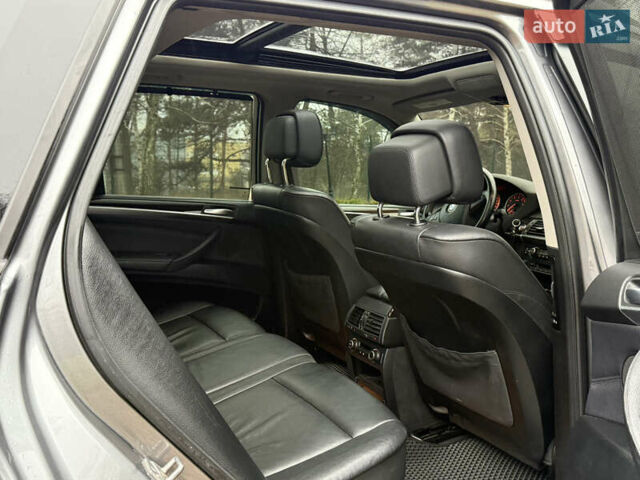 Серый БМВ Х5, объемом двигателя 2.98 л и пробегом 180 тыс. км за 12500 $, фото 13 на Automoto.ua