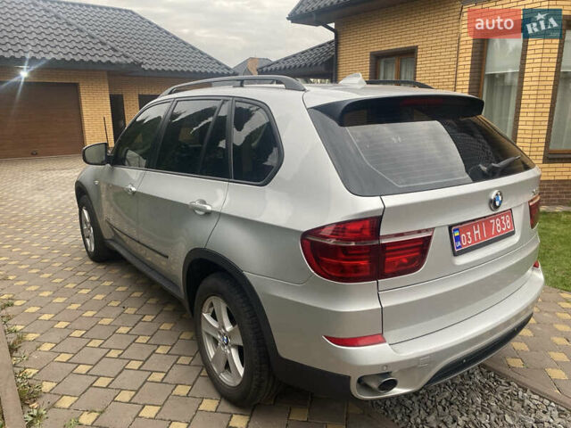 Серый БМВ Х5, объемом двигателя 2.98 л и пробегом 190 тыс. км за 14850 $, фото 3 на Automoto.ua
