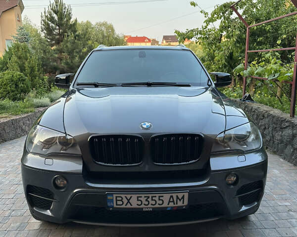 Сірий БМВ Х5, об'ємом двигуна 2.98 л та пробігом 243 тис. км за 15300 $, фото 13 на Automoto.ua