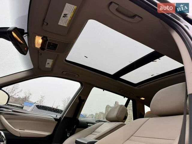 Серый БМВ Х5, объемом двигателя 2.98 л и пробегом 237 тыс. км за 11800 $, фото 24 на Automoto.ua