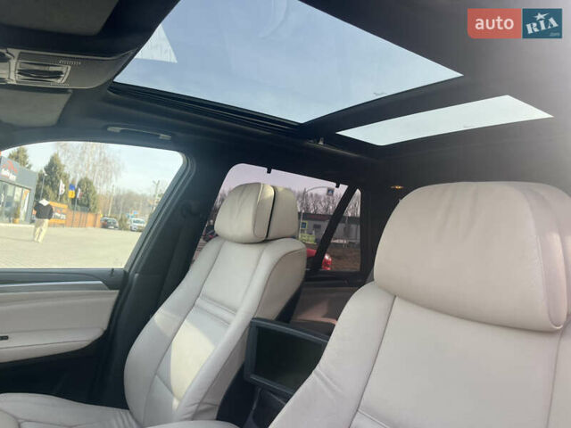 Серый БМВ Х5, объемом двигателя 3 л и пробегом 268 тыс. км за 17800 $, фото 18 на Automoto.ua