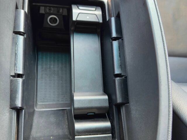 Серый БМВ Х5, объемом двигателя 3 л и пробегом 211 тыс. км за 8500 $, фото 11 на Automoto.ua