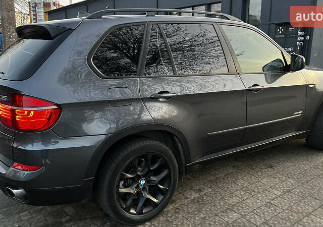Сірий БМВ Х5, об'ємом двигуна 2.98 л та пробігом 239 тис. км за 12800 $, фото 4 на Automoto.ua