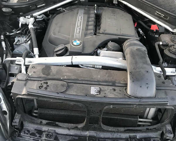 Серый БМВ Х5, объемом двигателя 2.98 л и пробегом 238 тыс. км за 13700 $, фото 8 на Automoto.ua