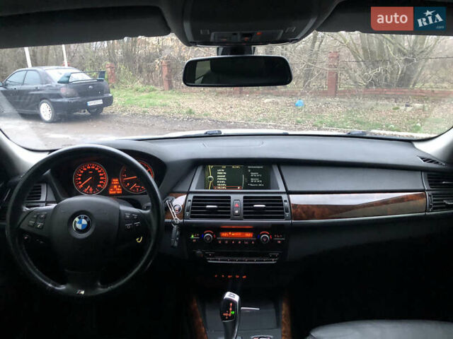 Сірий БМВ Х5, об'ємом двигуна 3 л та пробігом 258 тис. км за 18000 $, фото 15 на Automoto.ua