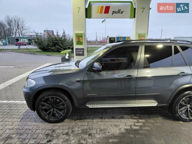 Серый БМВ Х5, объемом двигателя 3 л и пробегом 250 тыс. км за 15700 $, фото 23 на Automoto.ua