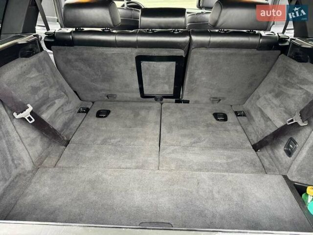 Серый БМВ Х5, объемом двигателя 3 л и пробегом 190 тыс. км за 16900 $, фото 26 на Automoto.ua