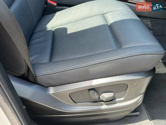 Серый БМВ Х5, объемом двигателя 2.98 л и пробегом 285 тыс. км за 15999 $, фото 37 на Automoto.ua