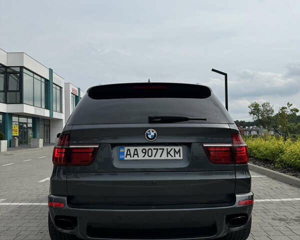 Серый БМВ Х5, объемом двигателя 2.99 л и пробегом 230 тыс. км за 18200 $, фото 4 на Automoto.ua