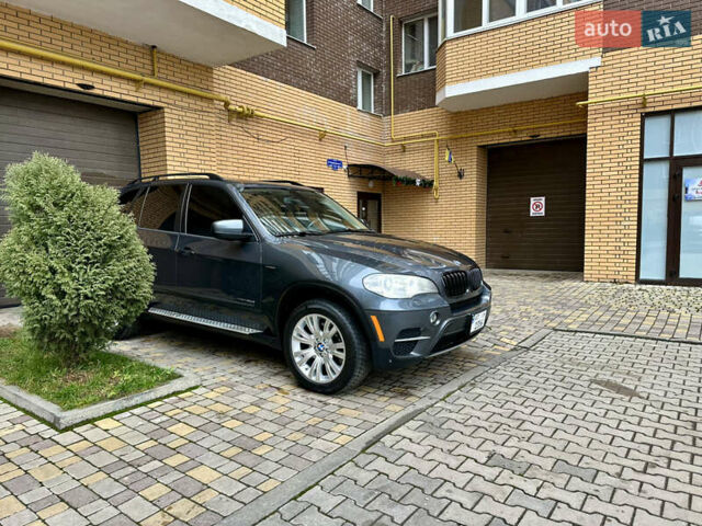 Серый БМВ Х5, объемом двигателя 2.99 л и пробегом 253 тыс. км за 15900 $, фото 6 на Automoto.ua
