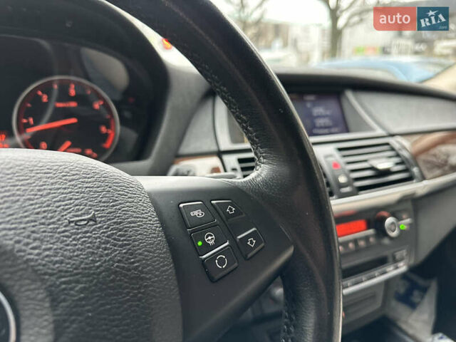 Серый БМВ Х5, объемом двигателя 2.99 л и пробегом 253 тыс. км за 16900 $, фото 40 на Automoto.ua
