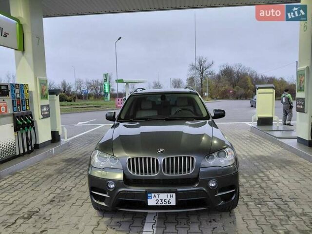 Серый БМВ Х5, объемом двигателя 3 л и пробегом 250 тыс. км за 15700 $, фото 41 на Automoto.ua