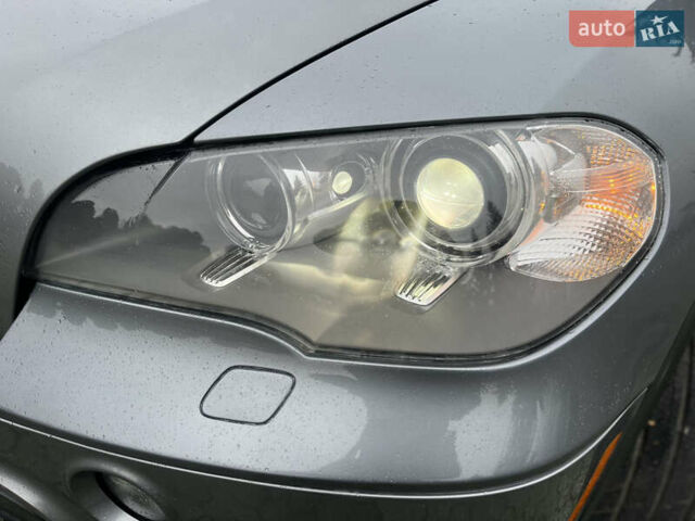 Серый БМВ Х5, объемом двигателя 3 л и пробегом 242 тыс. км за 18450 $, фото 33 на Automoto.ua