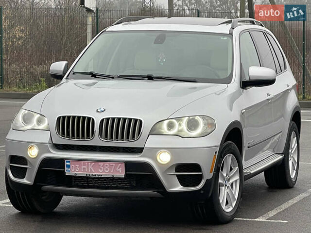 Сірий БМВ Х5, об'ємом двигуна 3 л та пробігом 285 тис. км за 15600 $, фото 1 на Automoto.ua
