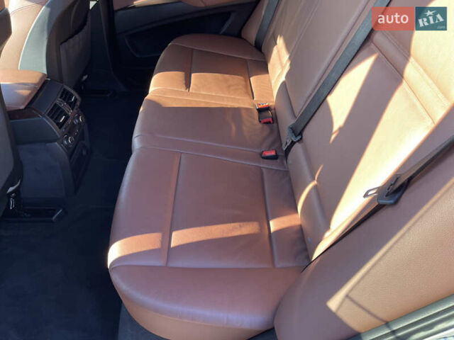 Серый БМВ Х5, объемом двигателя 3 л и пробегом 328 тыс. км за 16999 $, фото 28 на Automoto.ua